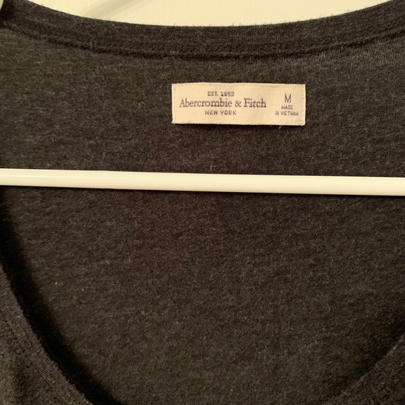 Abercrombie & Fitch Grey long sleeve shirt - Picture 2 of 2